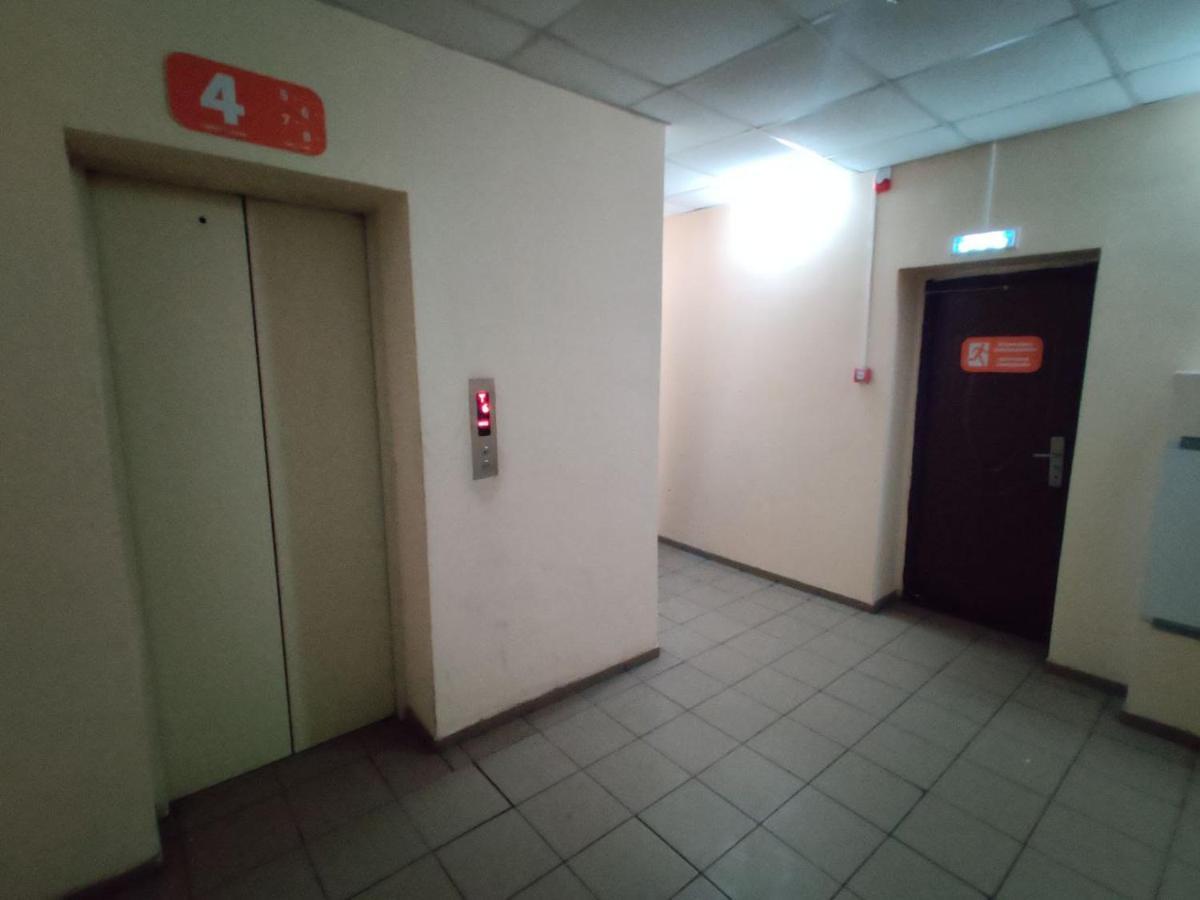 Комната В 4Х Комнатной Квартире Almatî Exterior foto